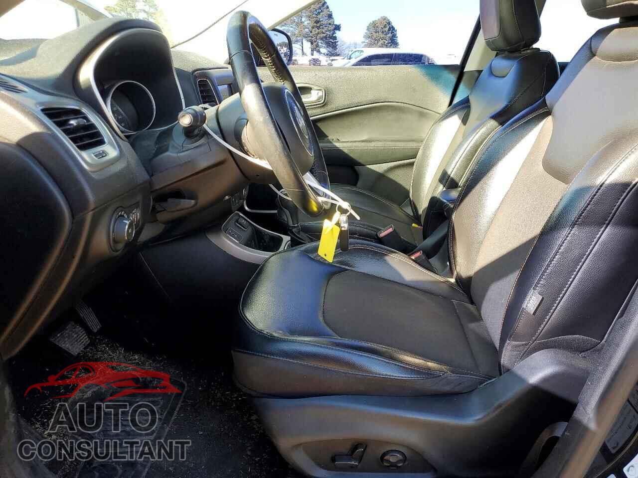JEEP COMPASS 2017 - 3C4NJCBBXHT672682