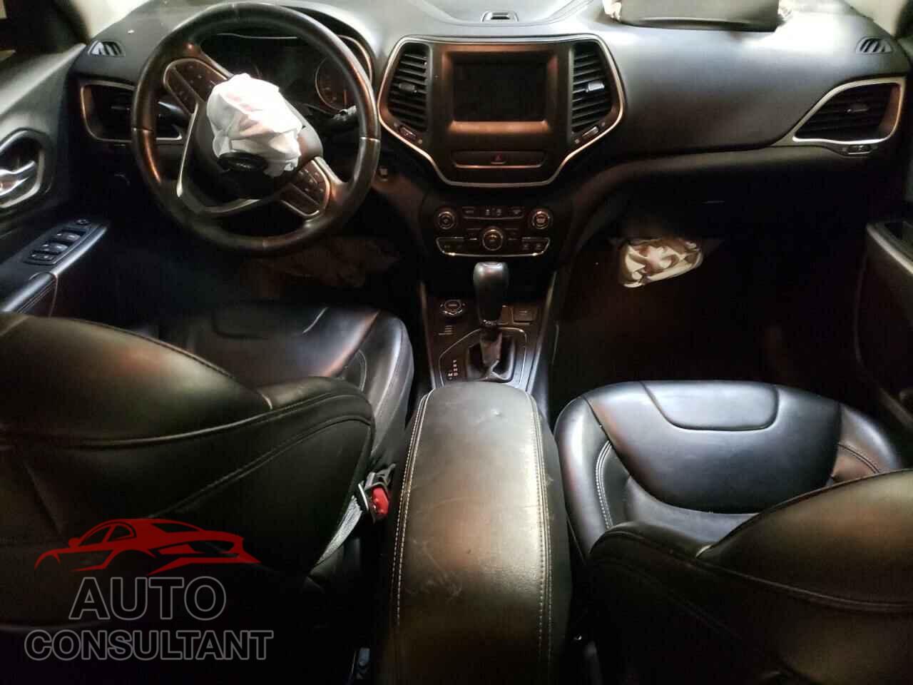 JEEP GRAND CHER 2019 - 1C4PJMLB2KD194574