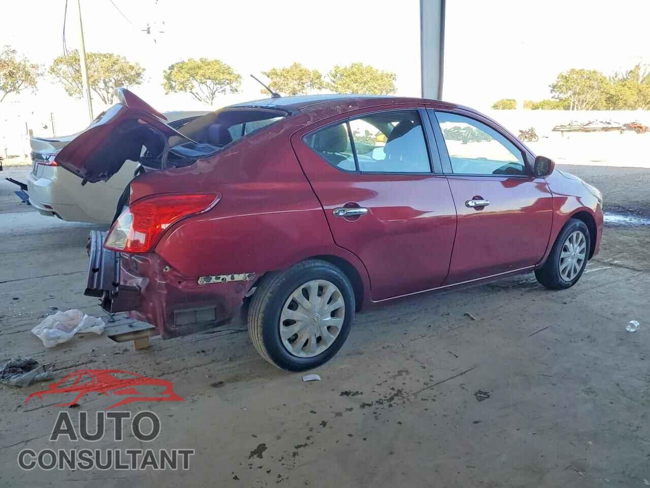 NISSAN VERSA 2016 - 3N1CN7AP7GL856494
