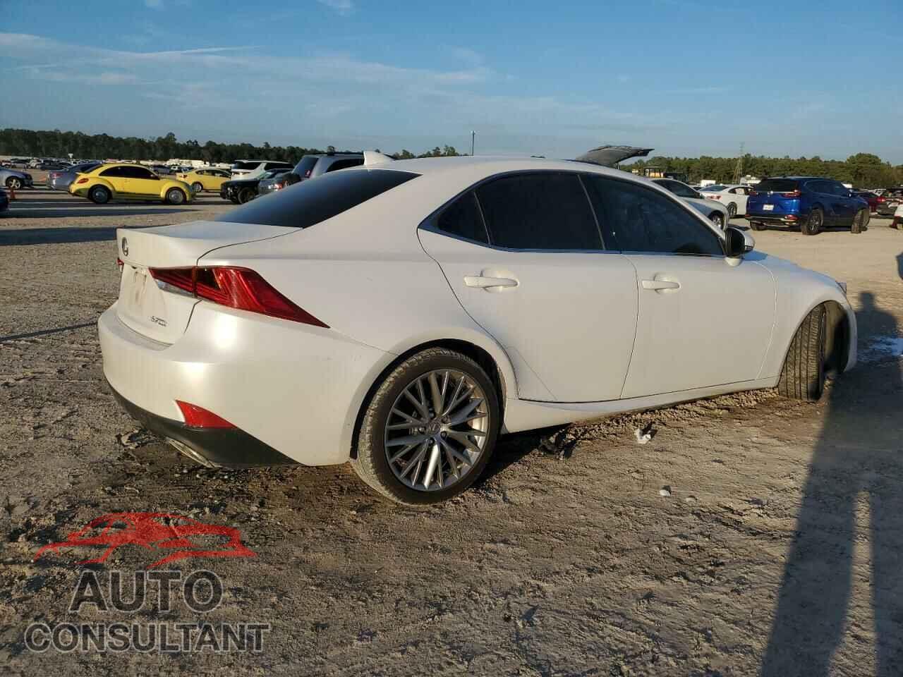 LEXUS IS 2017 - JTHBA1D27H5045523