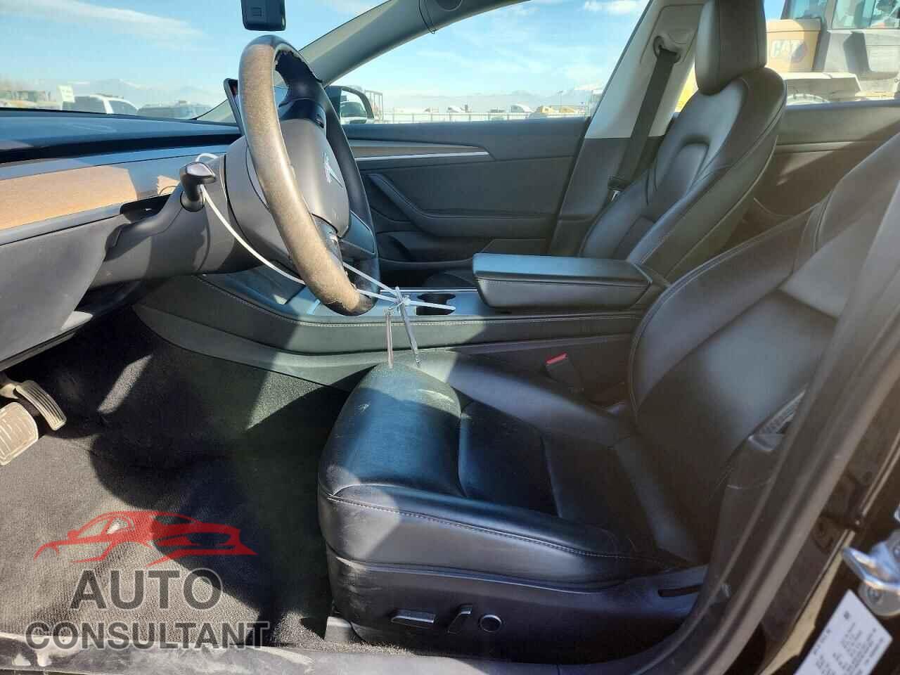 TESLA MODEL 3 2022 - 5YJ3E1EA7NF370232