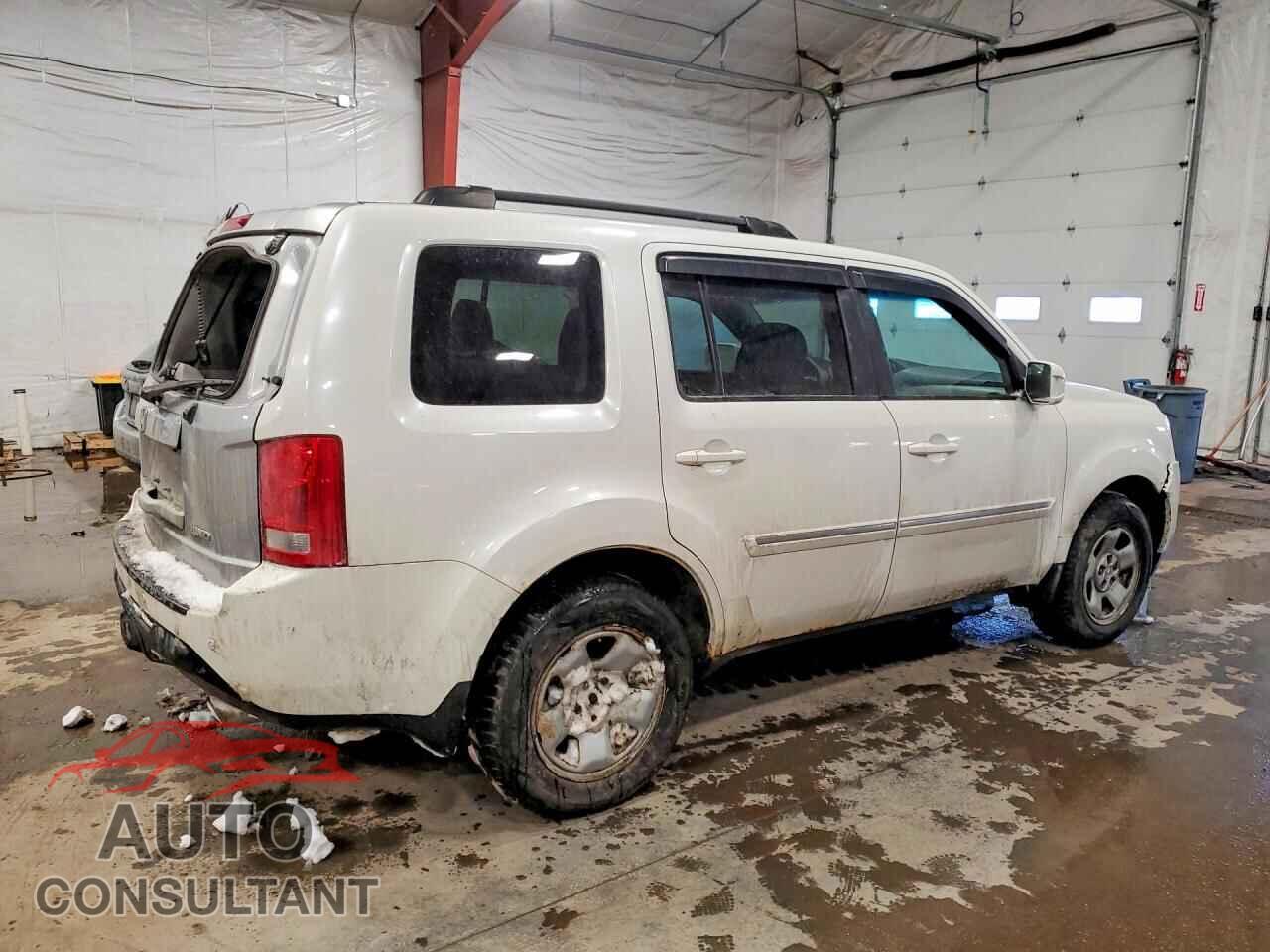 HONDA PILOT 2014 - 5FNYF4H95EB044676