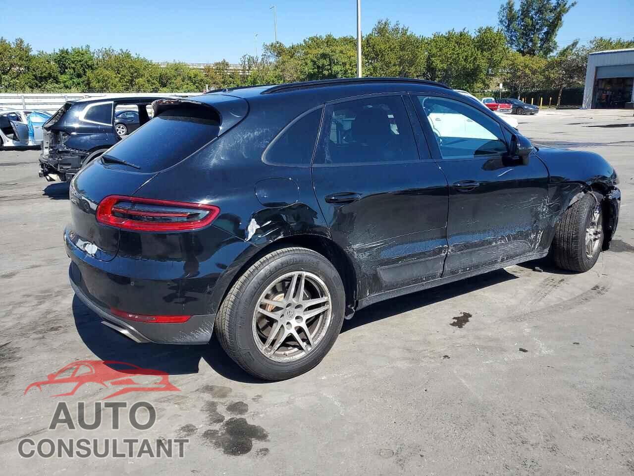 PORSCHE MACAN 2018 - WP1AA2A59JLB11801