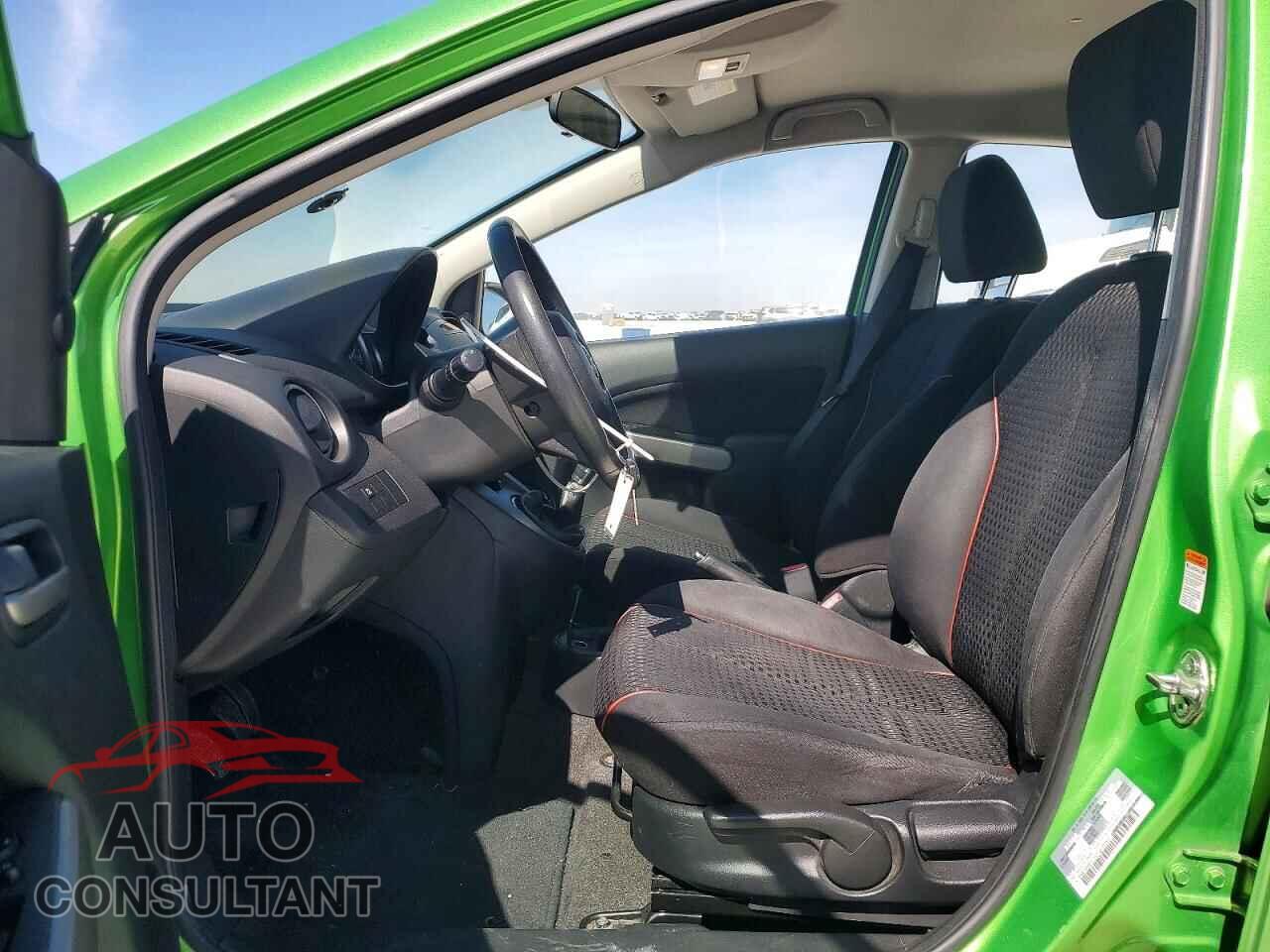 MAZDA 2 2011 - JM1DE1HY5B0117143