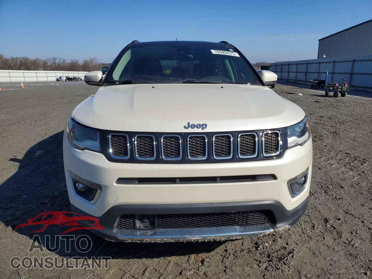 JEEP COMPASS 2017 - 3C4NJDCB2HT688587