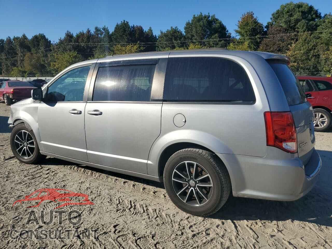 DODGE CARAVAN 2018 - 2C4RDGEG0JR319089