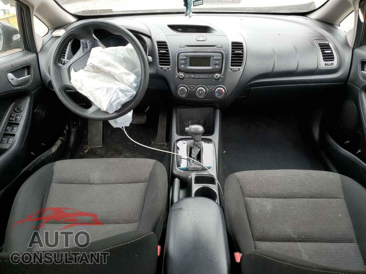 KIA FORTE 2017 - 3KPFK4A72HE132848