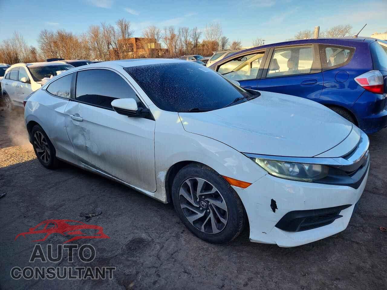HONDA CIVIC 2018 - 2HGFC4B05JH308835
