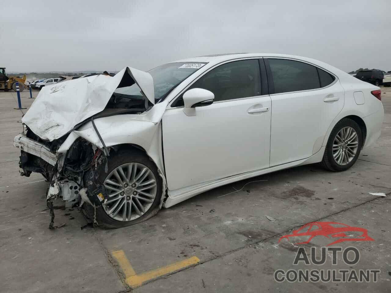 LEXUS ES350 2015 - JTHBK1GG5F2177845