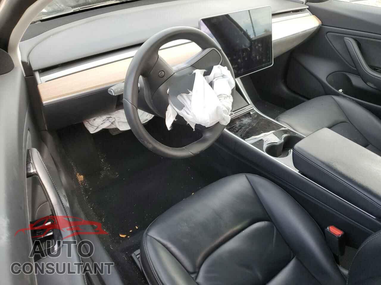 TESLA MODEL 3 2020 - 5YJ3E1EB2LF617923