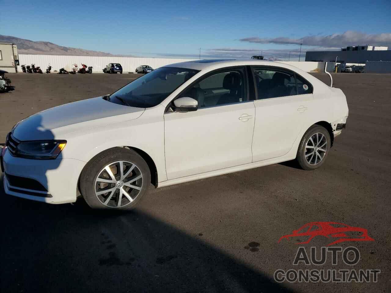 VOLKSWAGEN JETTA 2018 - 3VWDB7AJ2JM216732