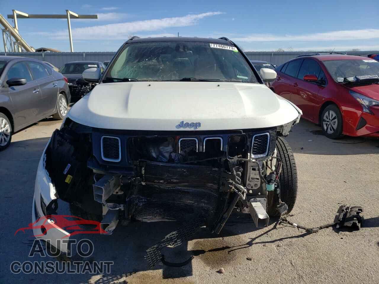 JEEP COMPASS 2018 - 3C4NJDBB1JT349505