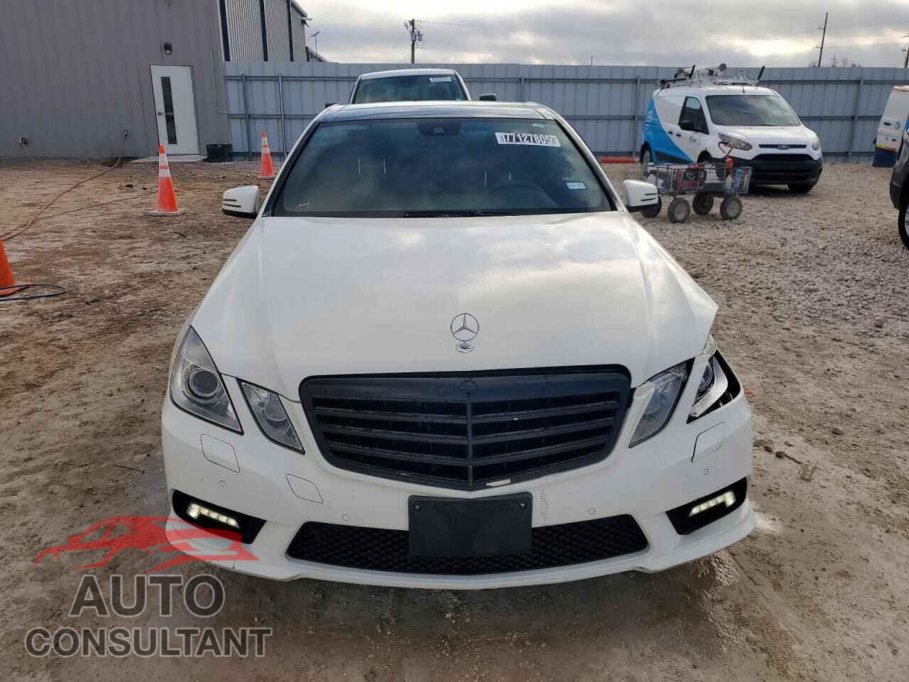 MERCEDES-BENZ E-CLASS 2011 - WDDHF5GB2BA277502