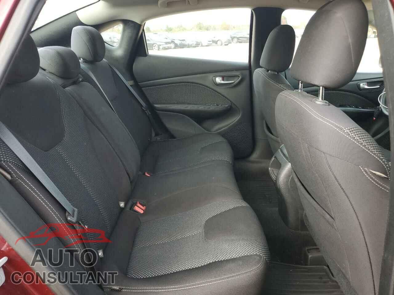 DODGE DART 2015 - 1C3CDFBB1FD373914