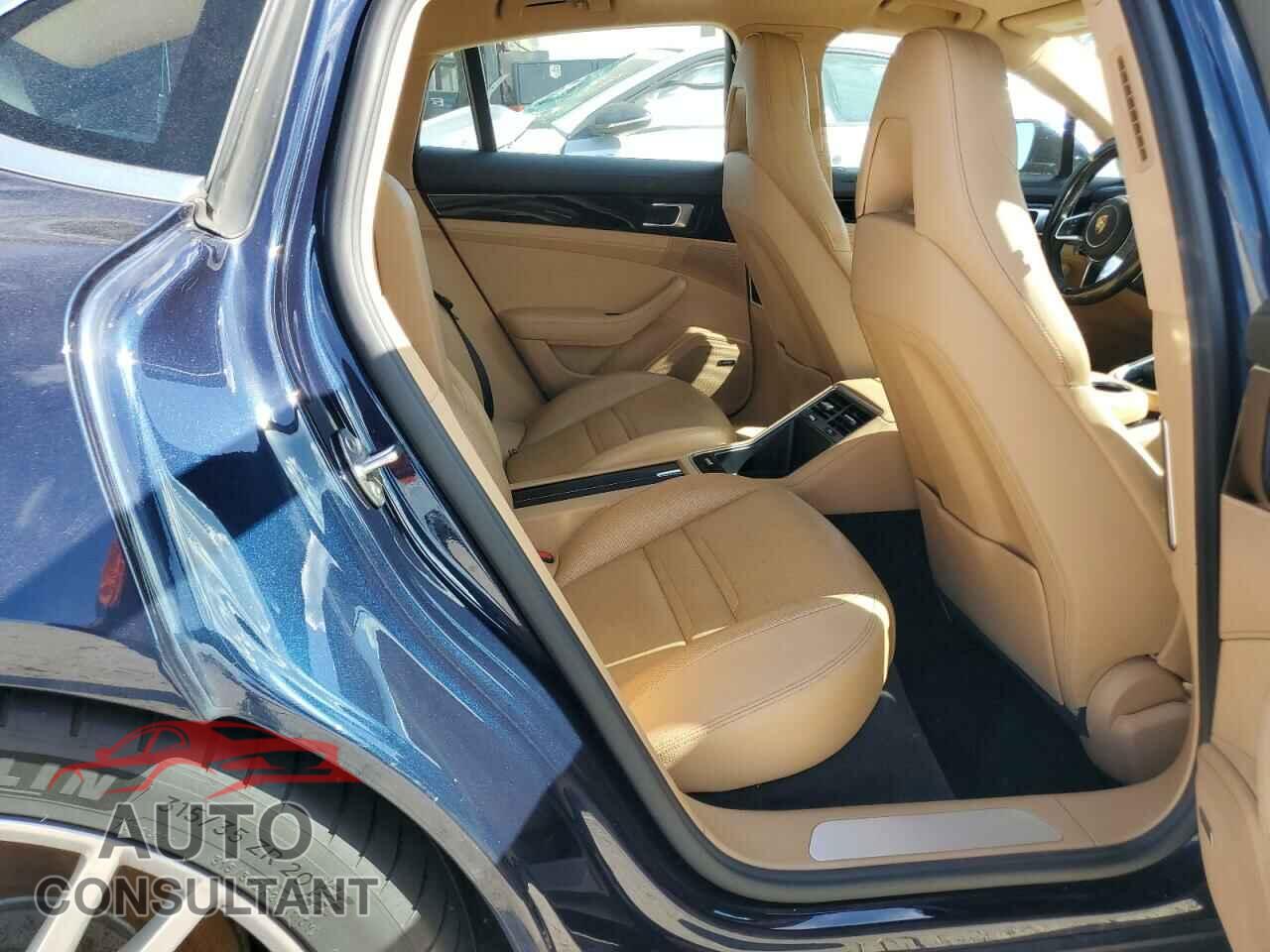 PORSCHE PANAMERA 2017 - WP0AA2A73HL101309