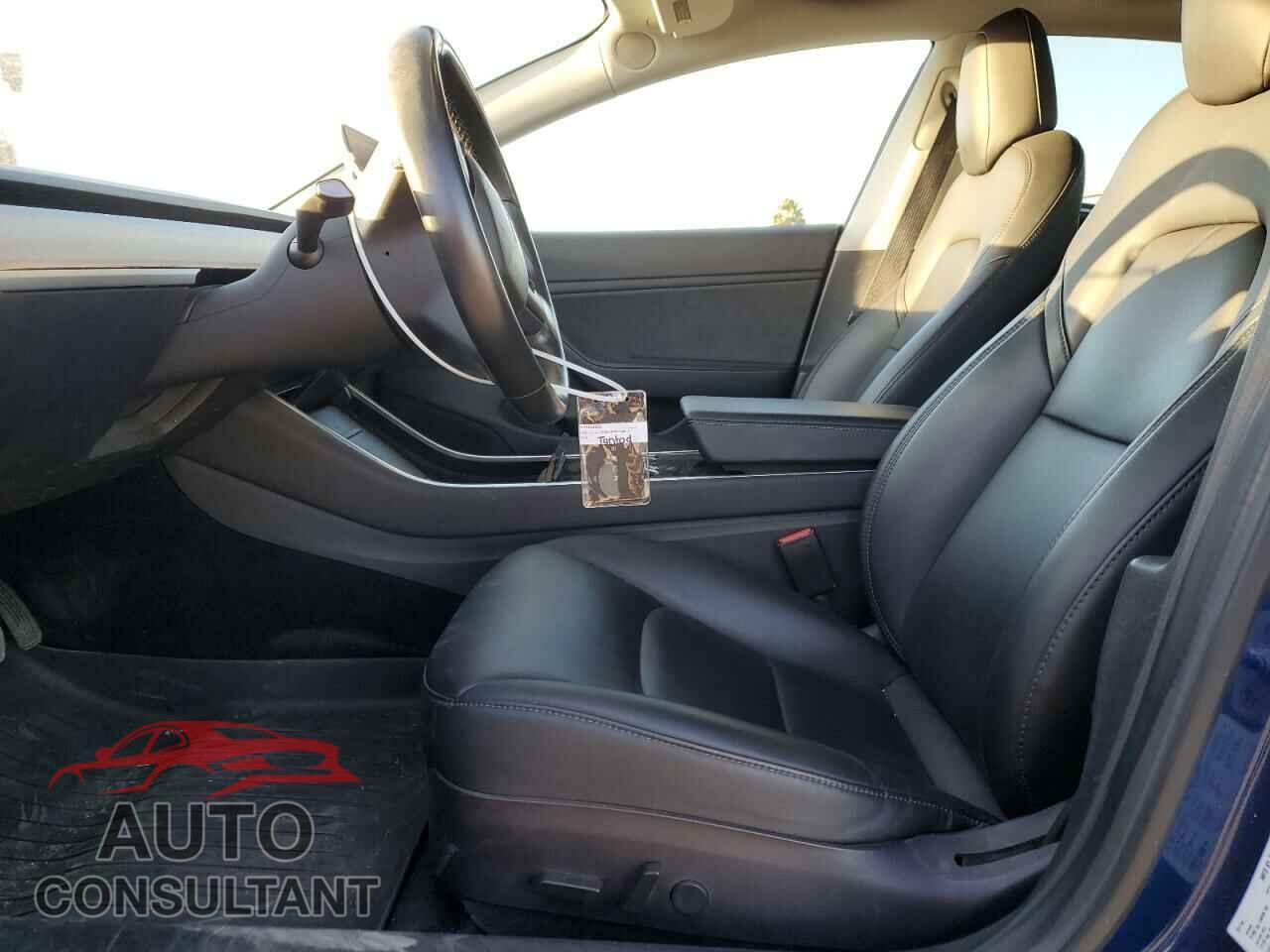 TESLA MODEL 3 2018 - 5YJ3E1EA6JF050037