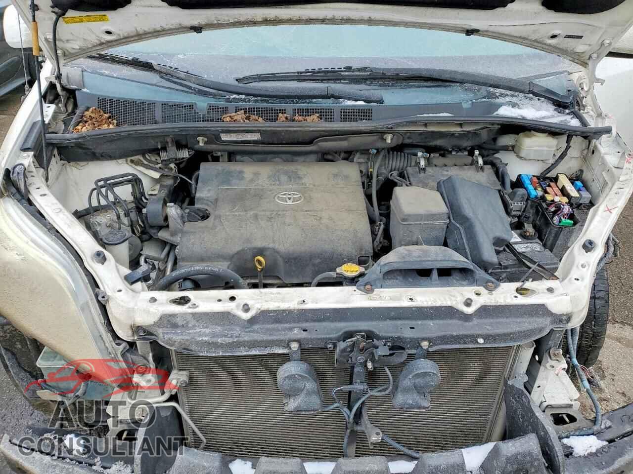 TOYOTA SIENNA 2013 - 5TDYK3DC8DS291501