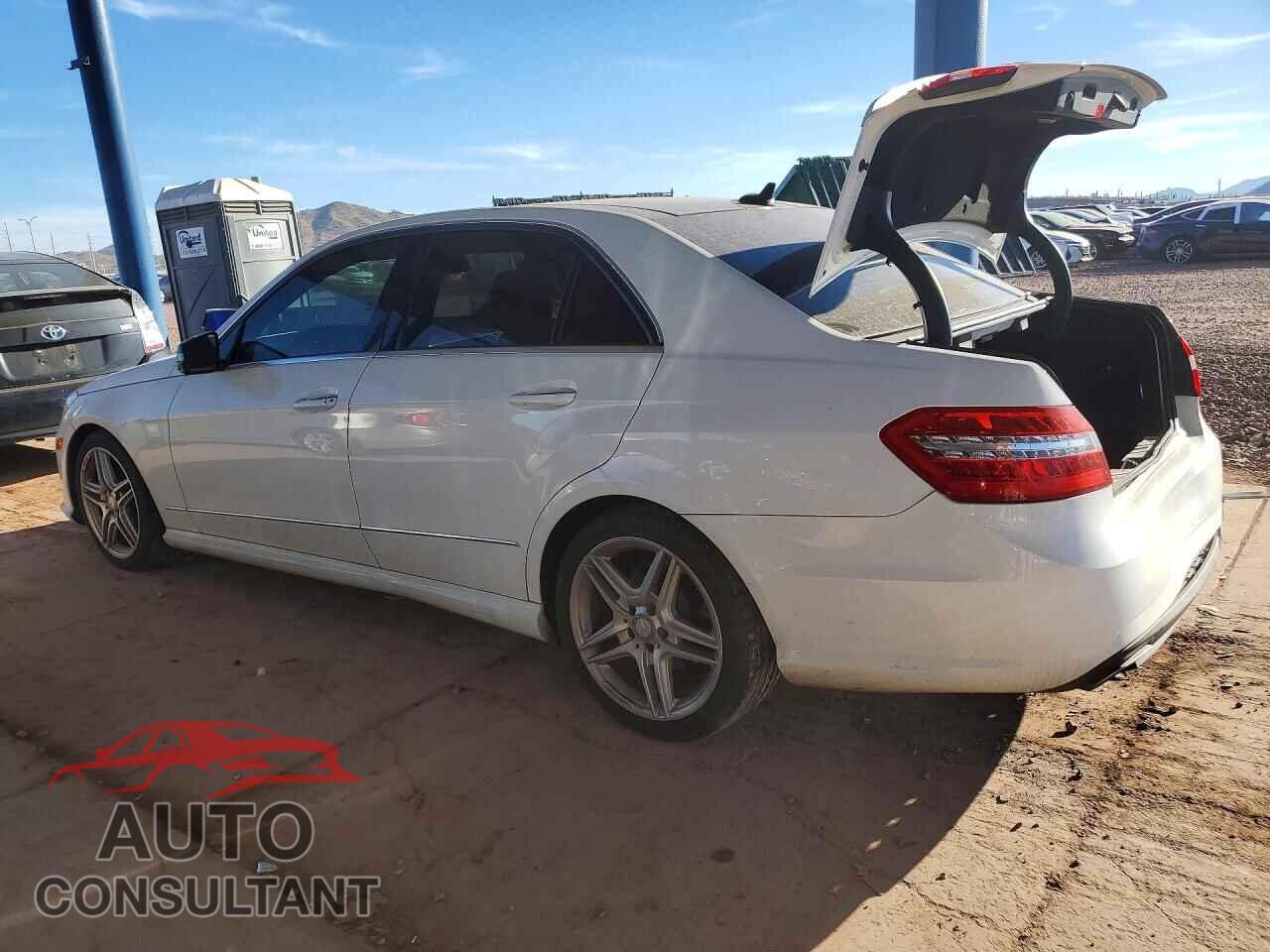 MERCEDES-BENZ E-CLASS 2013 - WDDHF8JB2DA753227