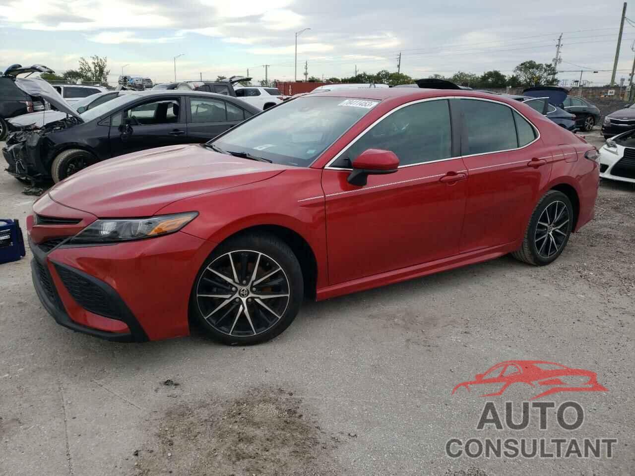 TOYOTA CAMRY 2021 - 4T1G11AKXMU434955