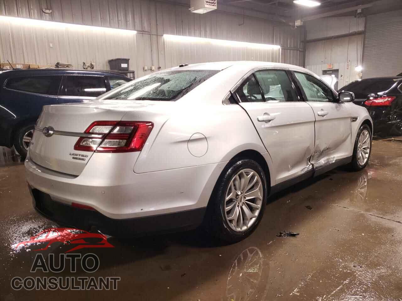 FORD TAURUS 2016 - 1FAHP2F86GG131609
