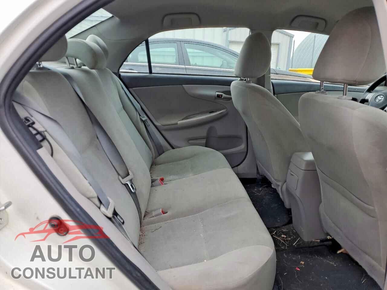 TOYOTA COROLLA 2013 - 5YFBU4EE8DP192823