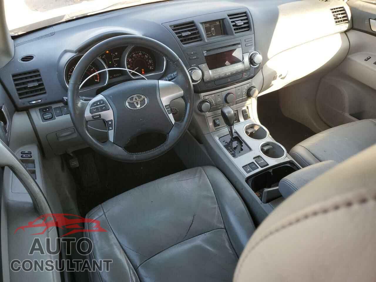 TOYOTA HIGHLANDER 2012 - 5TDBK3EH5CS112751