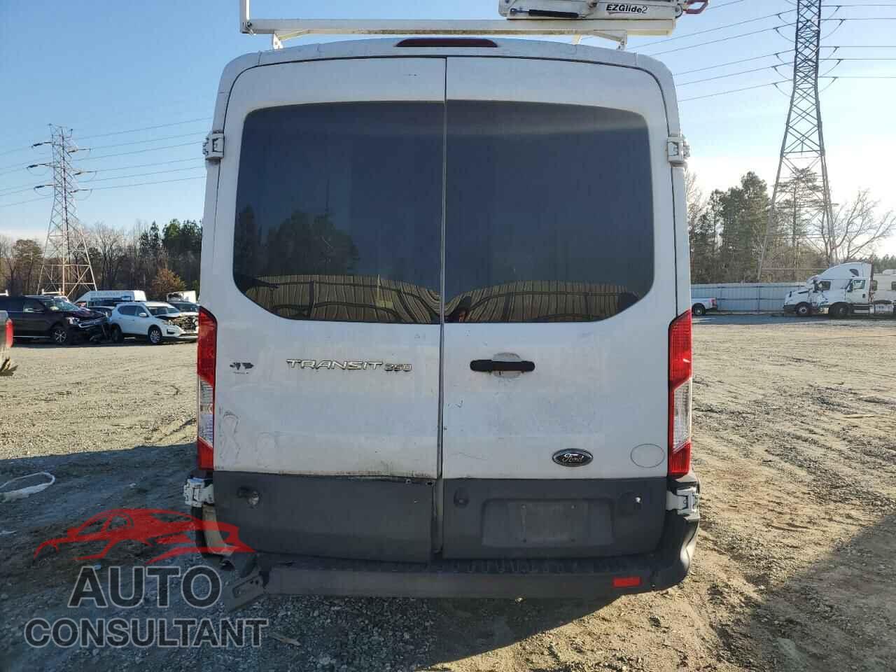 FORD TRANSIT 2015 - 1FTNR2CM2FKB17999