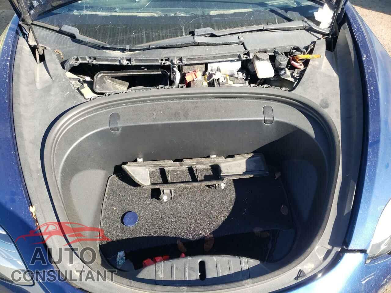 TESLA MODEL 3 2018 - 5YJ3E1EB6JF096606