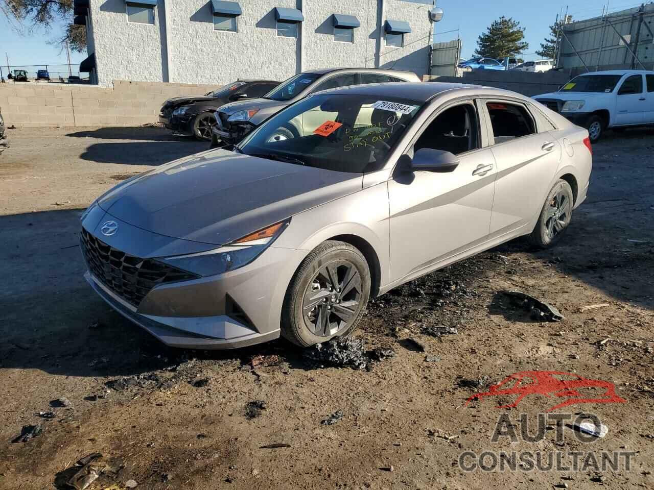 HYUNDAI ELANTRA 2022 - KMHLM4AG2NU321120