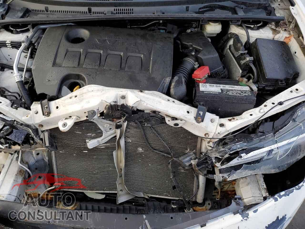 TOYOTA COROLLA 2017 - 5YFBURHE8HP729267