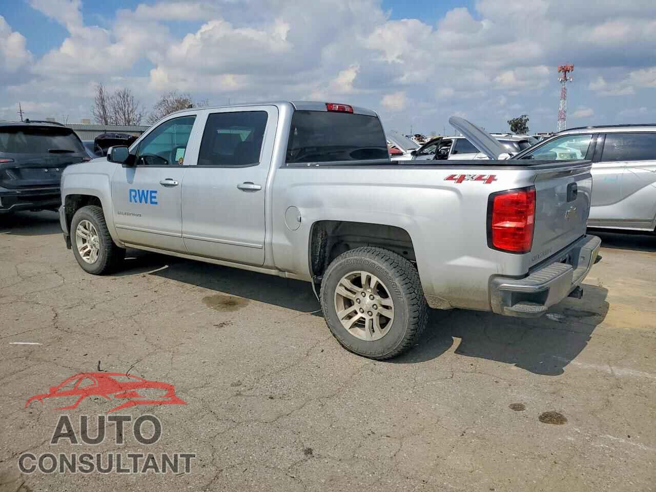 CHEVROLET SILVERADO 2018 - 3GCUKREC2JG271819