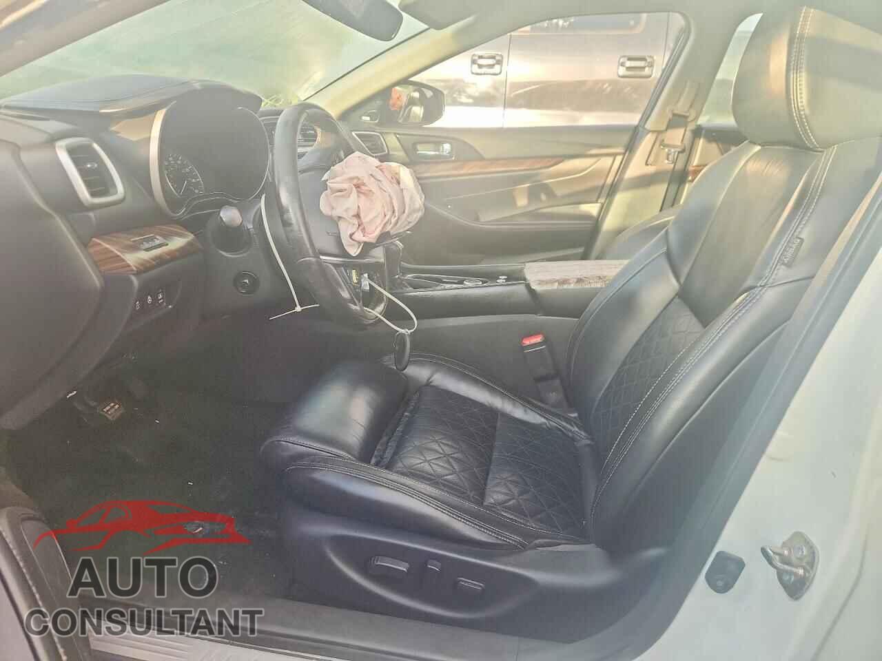 NISSAN MAXIMA 2017 - 1N4AA6AP7HC428812
