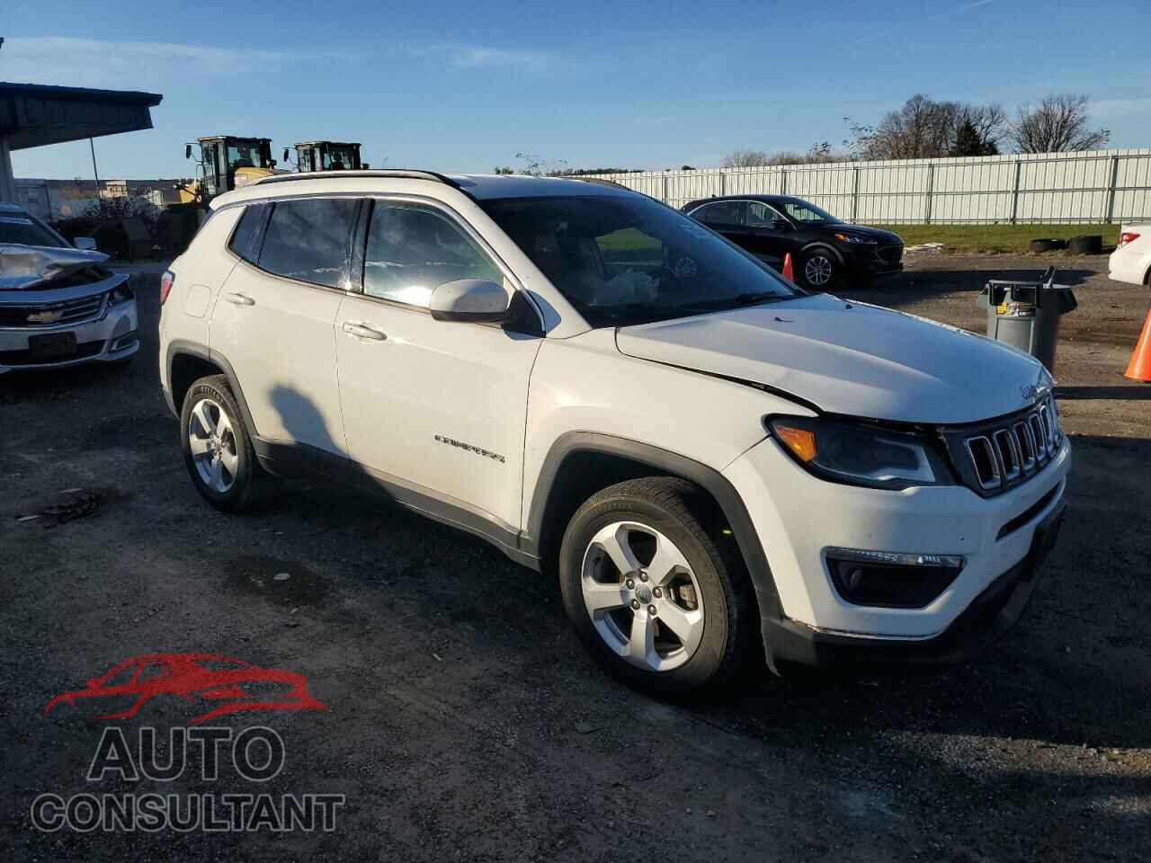 JEEP COMPASS 2018 - 3C4NJDBB4JT333315