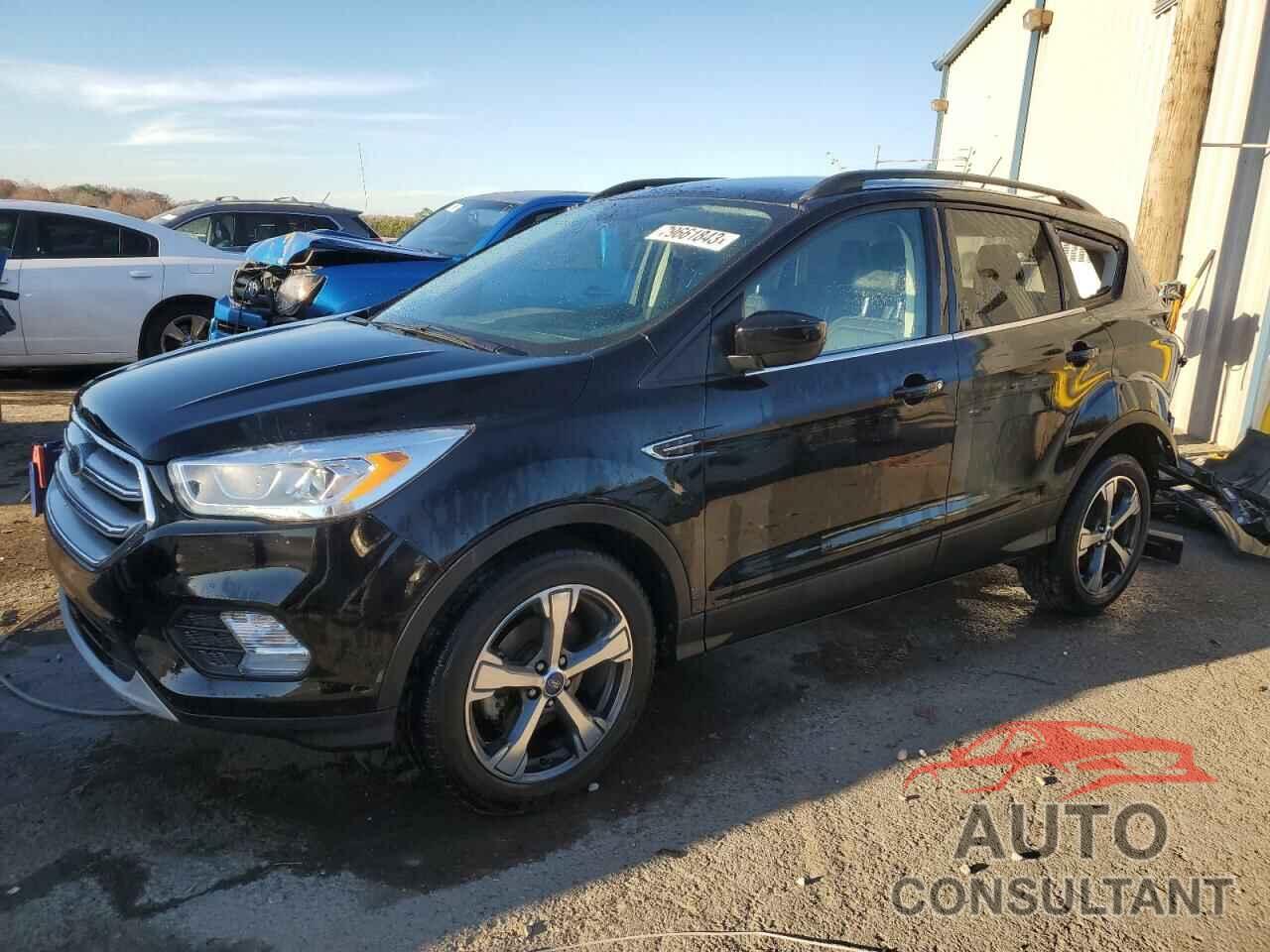 FORD ESCAPE 2017 - 1FMCU0GD3HUF05685