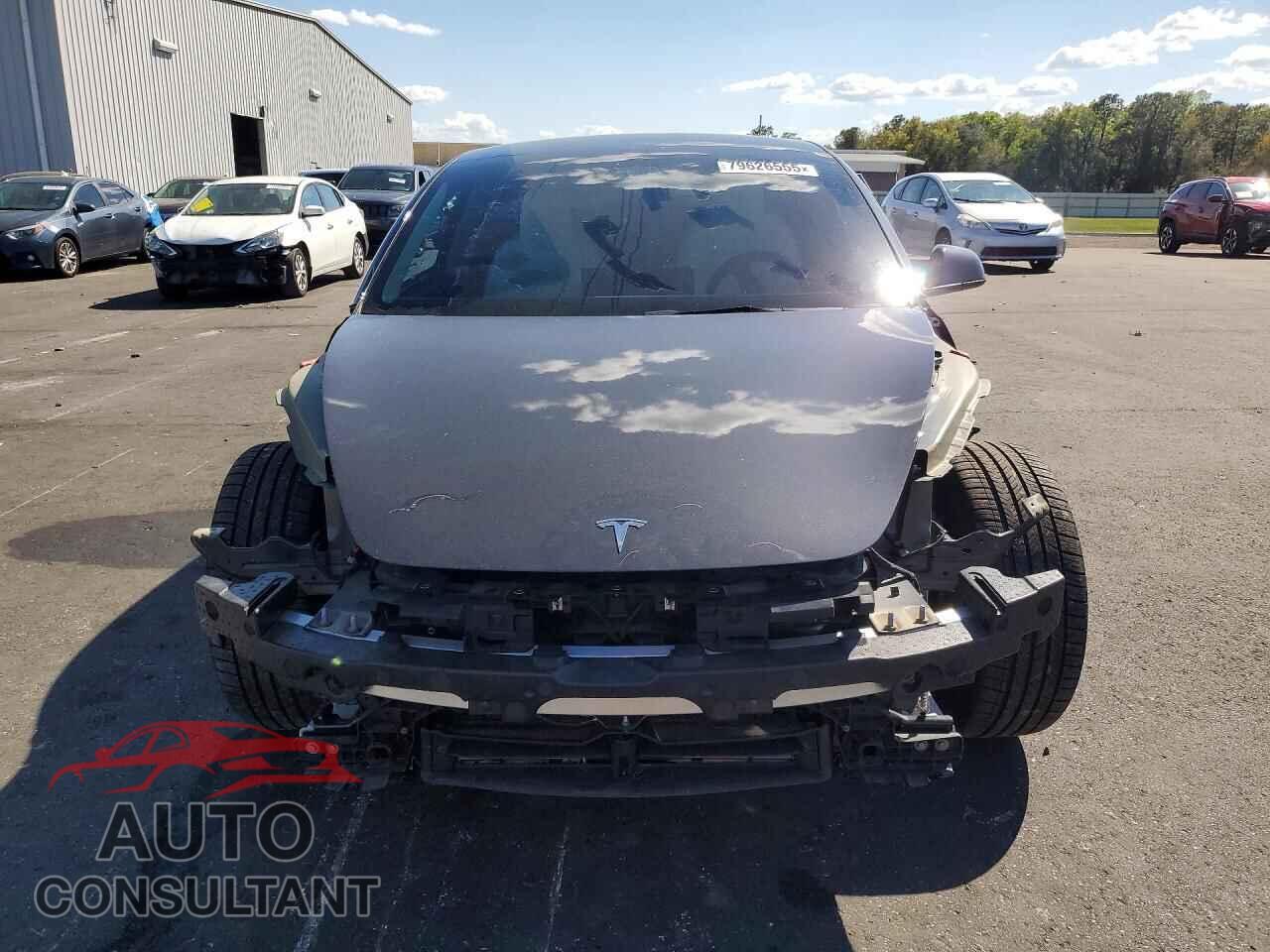TESLA MODEL 3 2024 - 5YJ3E1EB5RF762009