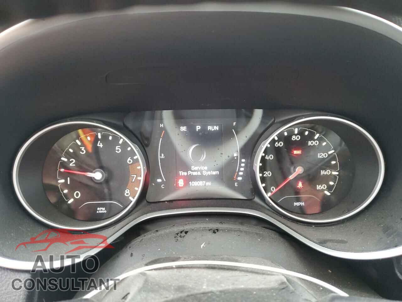 JEEP COMPASS 2018 - 3C4NJCAB2JT146859