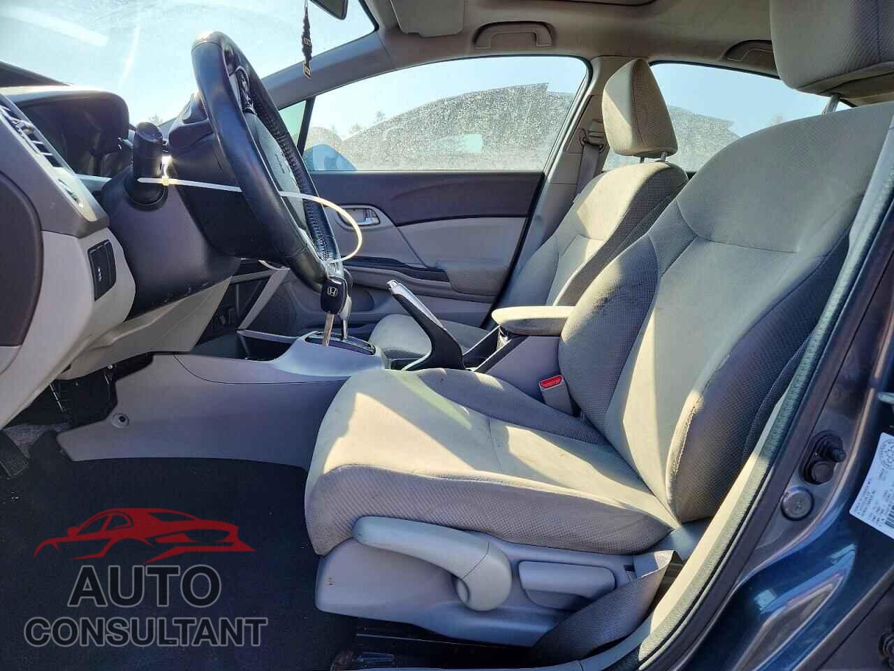 HONDA CIVIC 2012 - 2HGFB2F50CH031544
