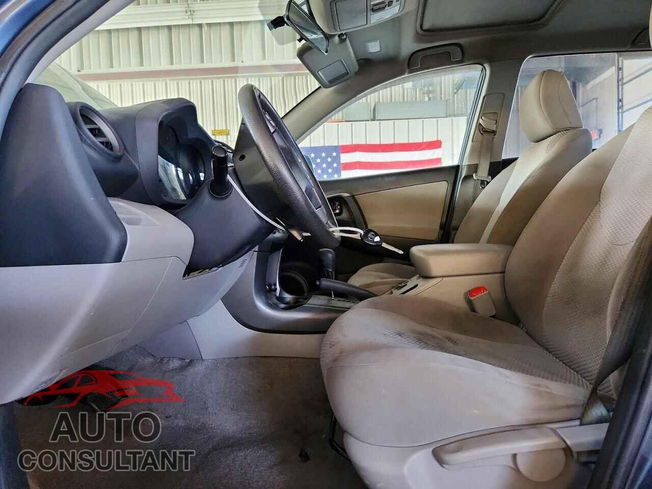 TOYOTA RAV4 2012 - 2T3BF4DV0CW242128