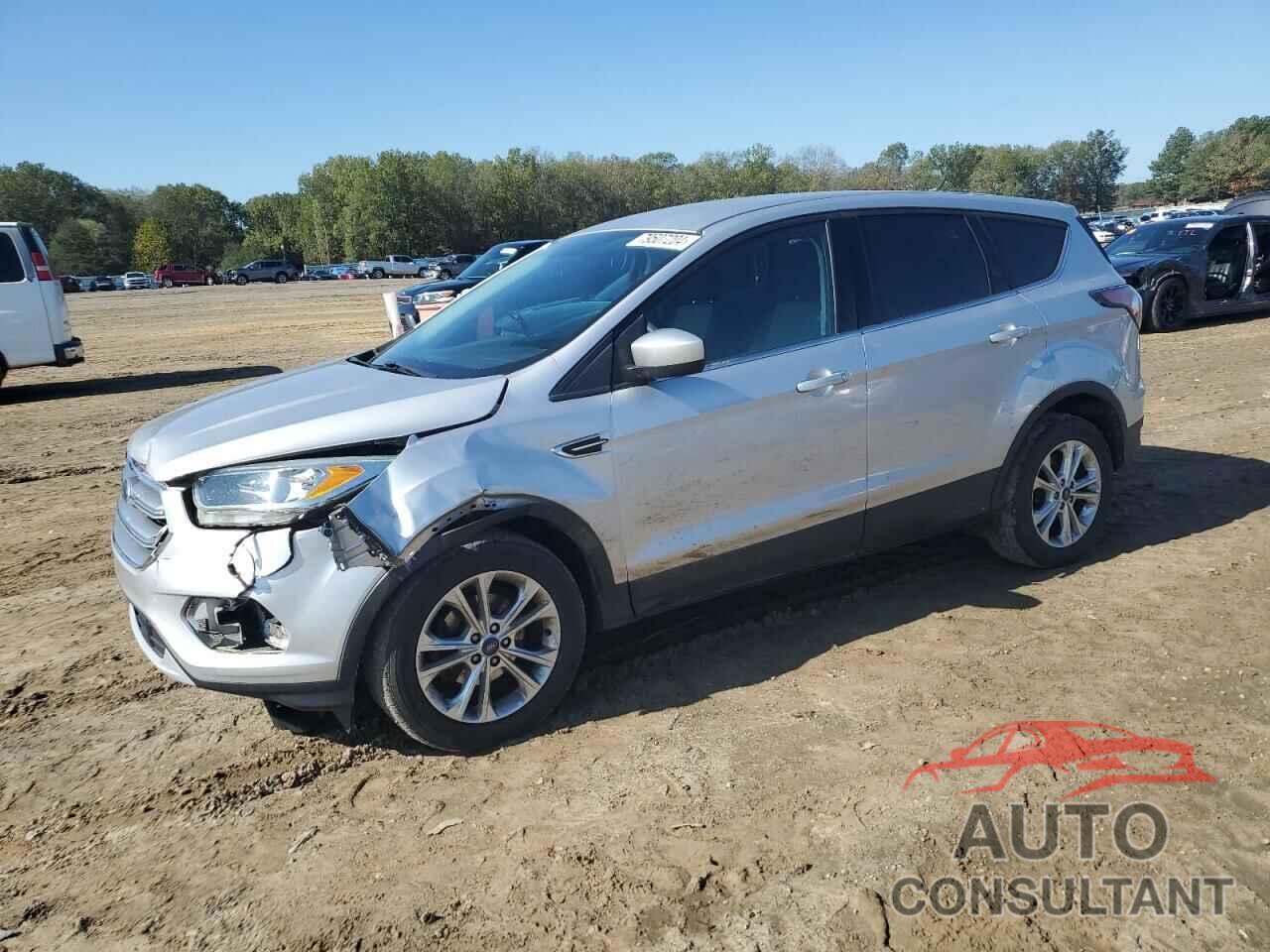 FORD ESCAPE 2017 - 1FMCU0GDXHUB14243