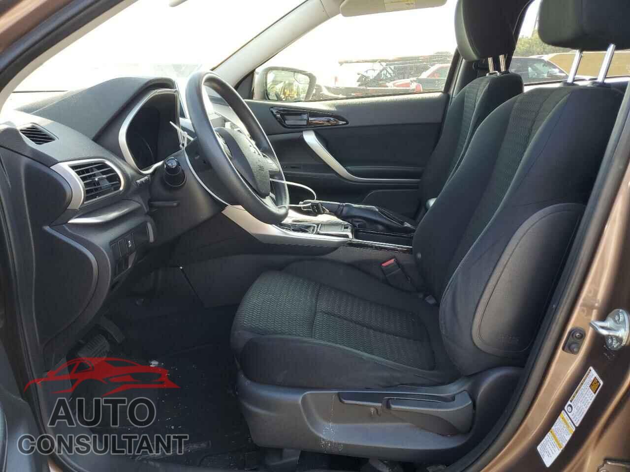 MITSUBISHI ECLIPSE 2018 - JA4AT4AA8JZ064627