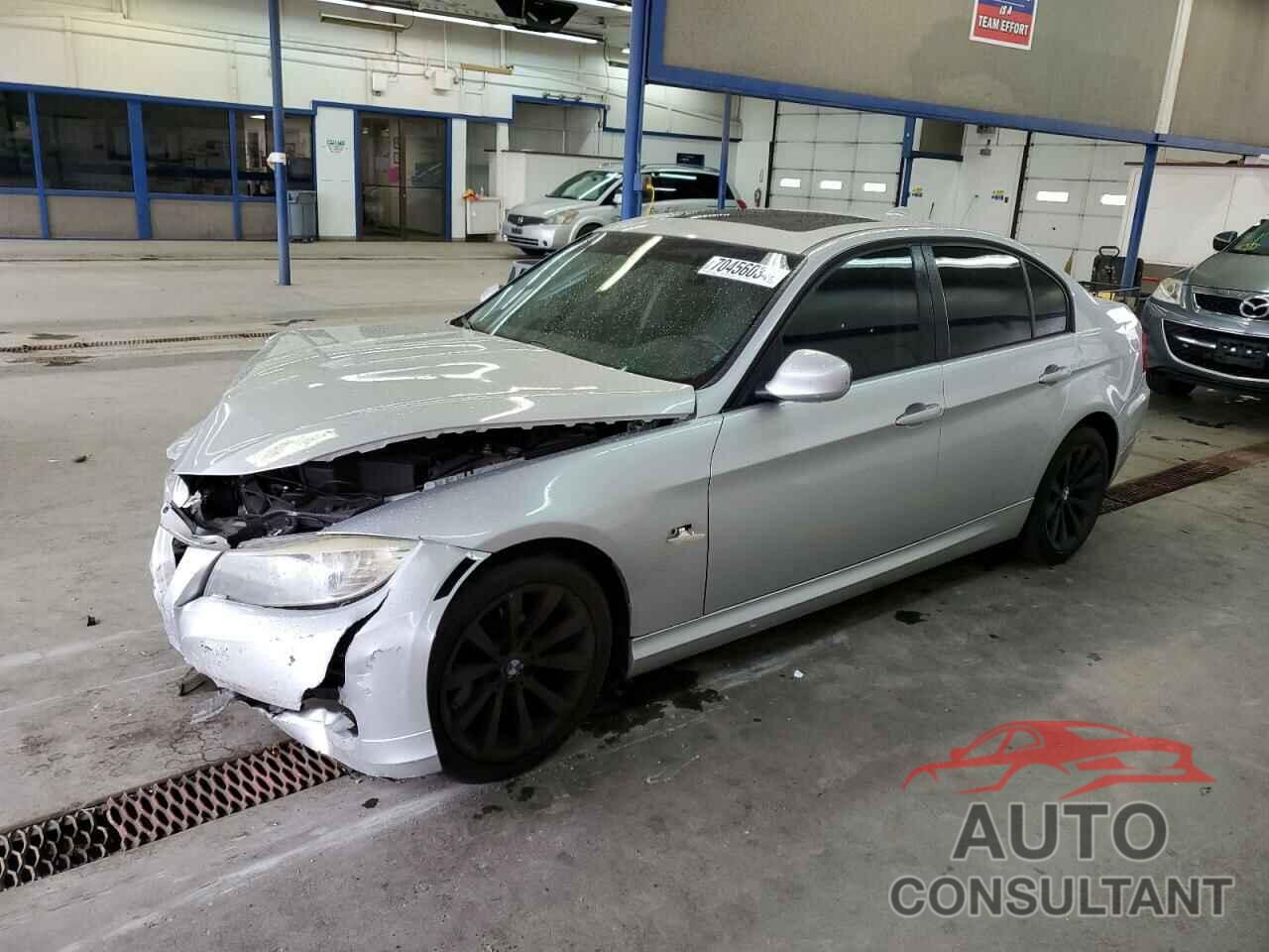 BMW 3 SERIES 2011 - WBAPH7G58BNM56185