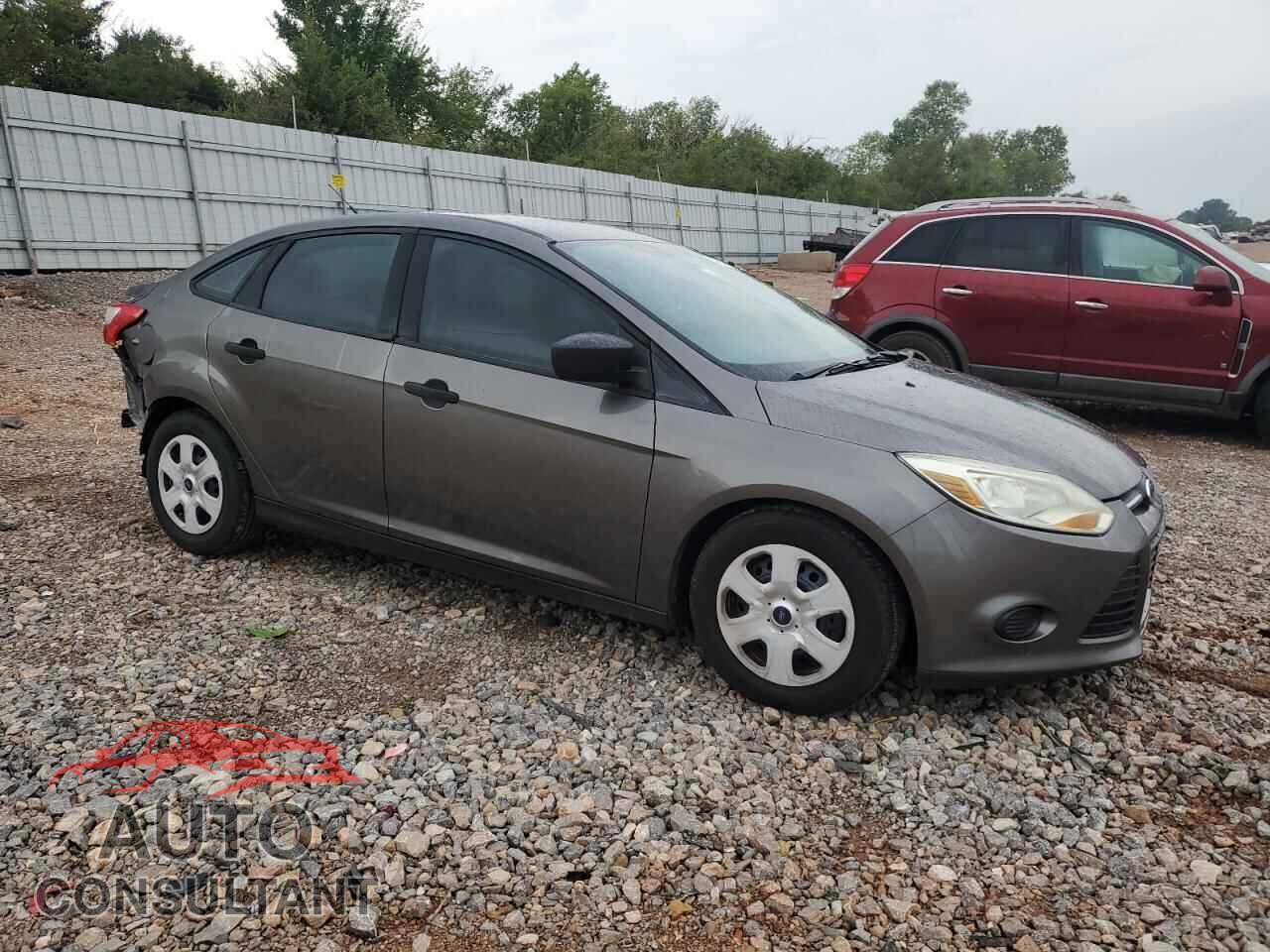 FORD FOCUS 2013 - 1FADP3E22DL123401