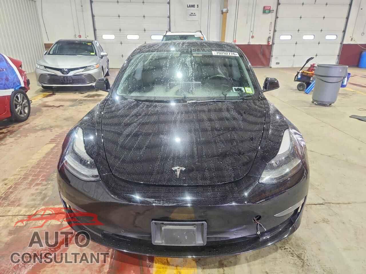 TESLA MODEL 3 2022 - 5YJ3E1EB8NF120510