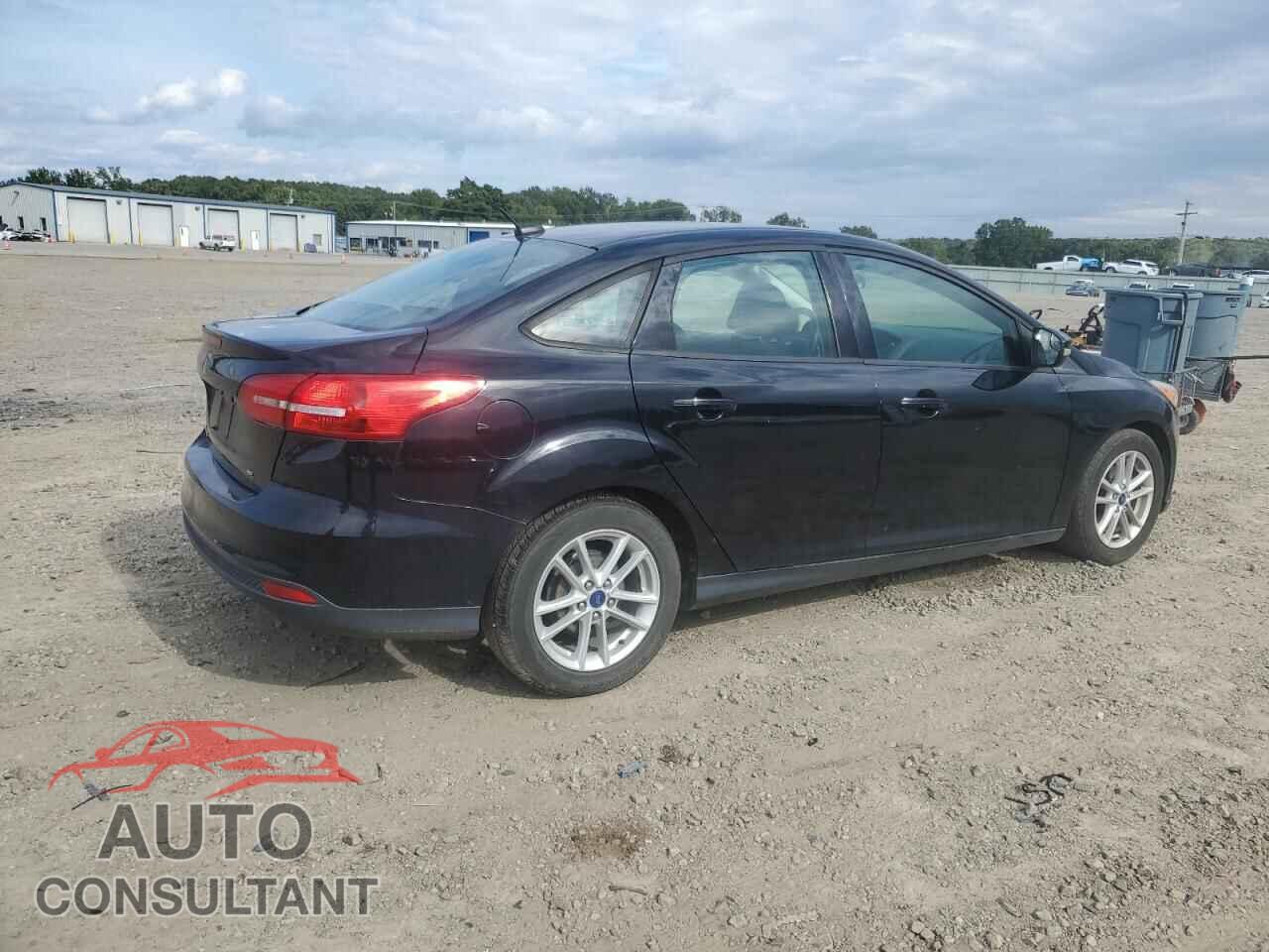 FORD FOCUS 2017 - 1FADP3F28HL329570