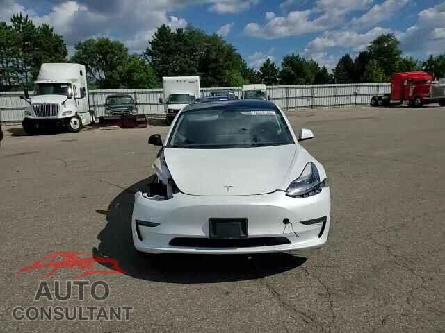 TESLA MODEL 3 2021 - 5YJ3E1EA5MF075709