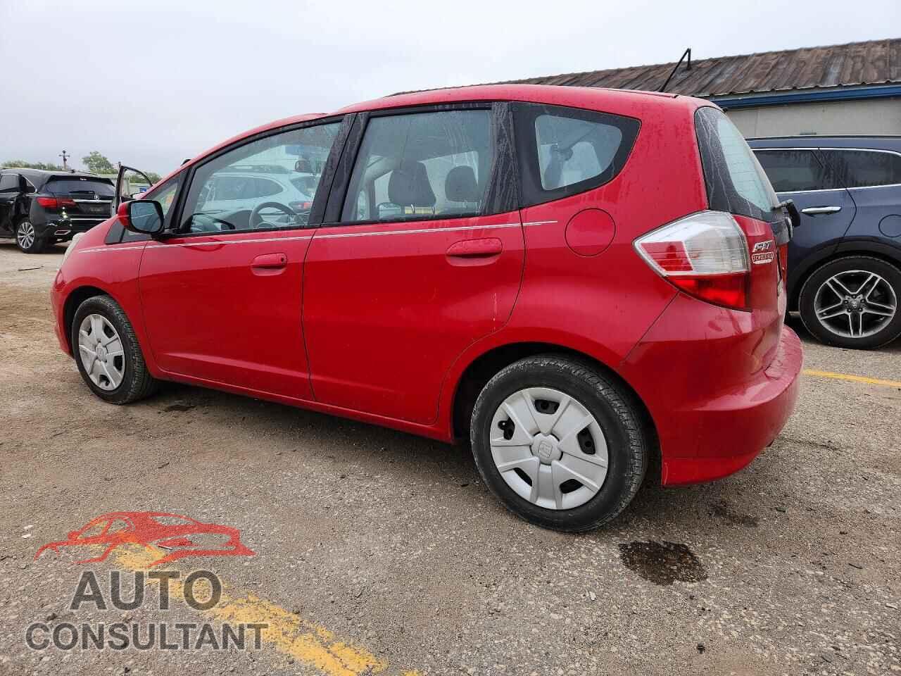 HONDA FIT 2013 - JHMGE8H35DC043622