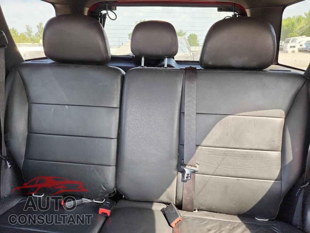 FORD ESCAPE 2010 - 1FMCU0E72AKC17087