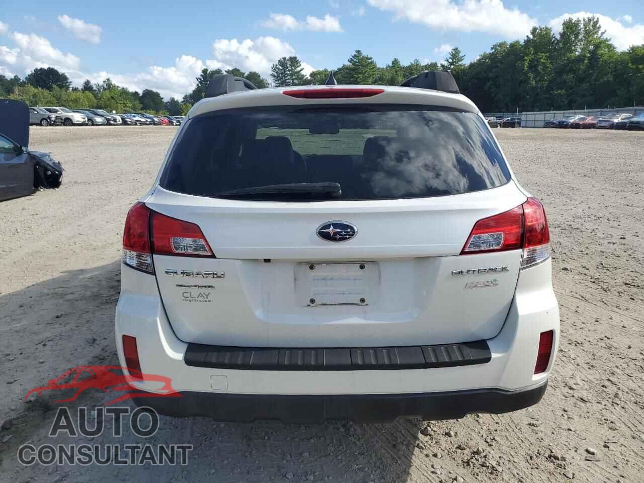 SUBARU OUTBACK 2013 - 4S4BRBLC8D3304208