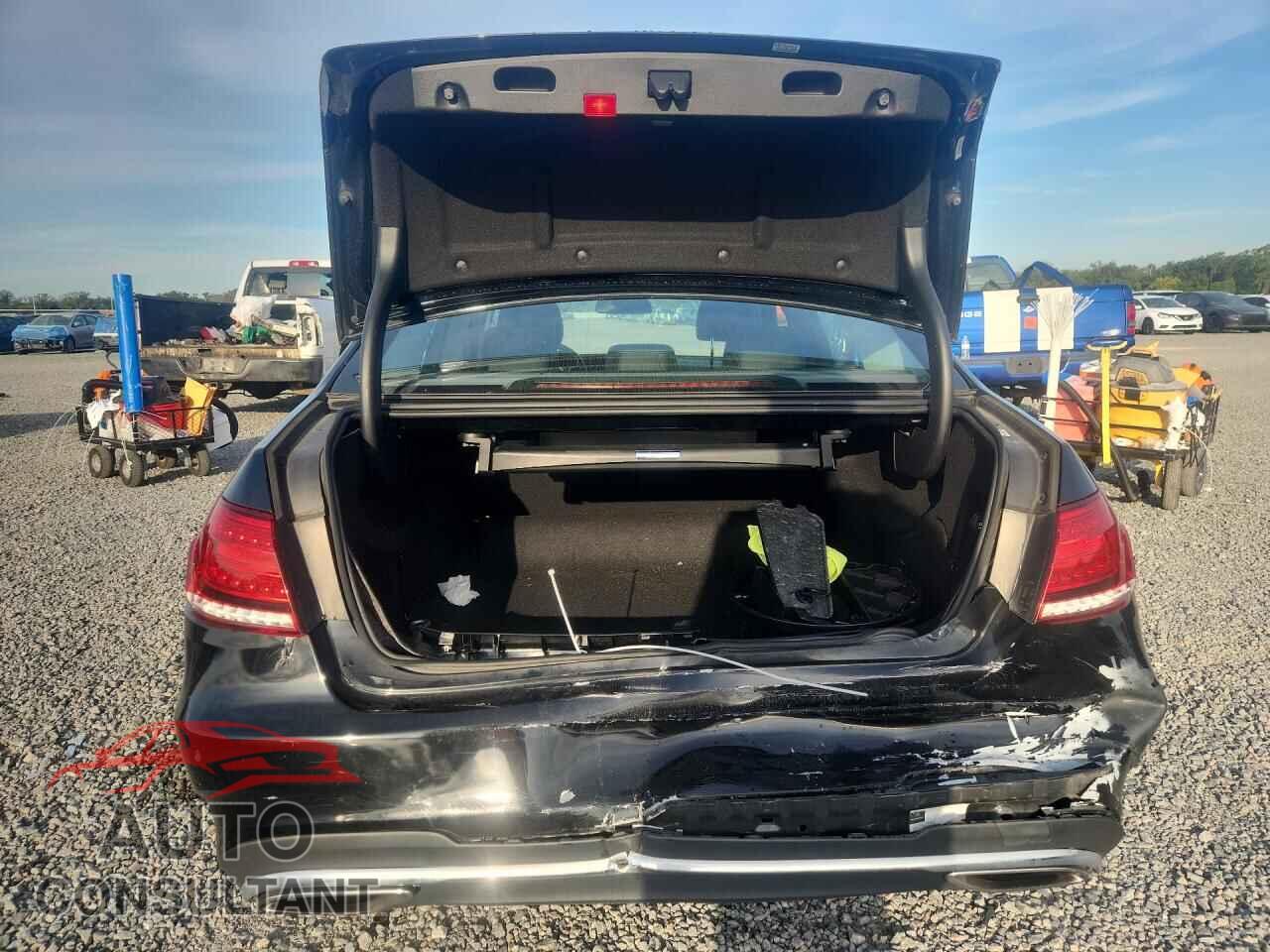 MERCEDES-BENZ E-CLASS 2014 - WDDHF5KB1EA890819