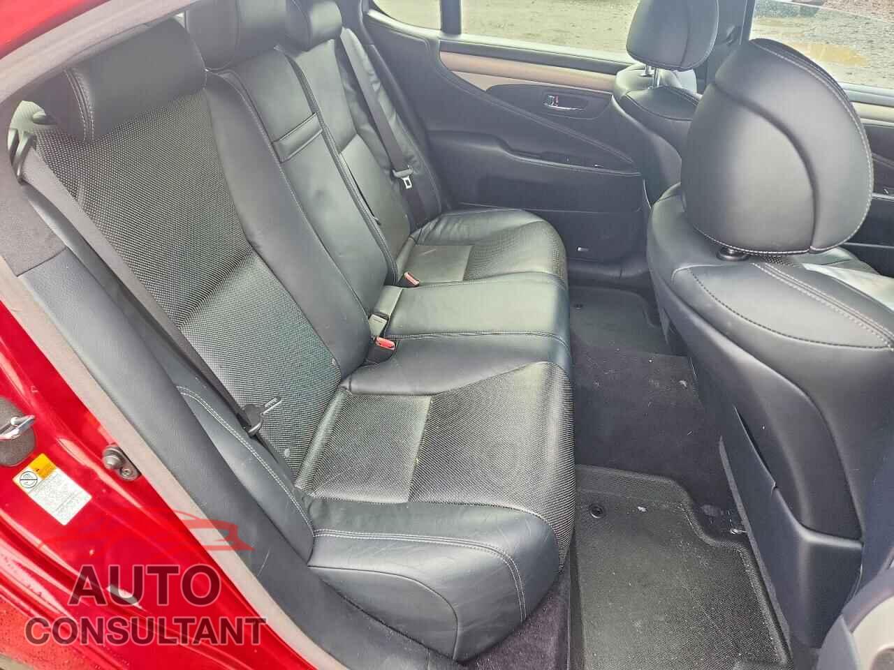 LEXUS LS460 2016 - JTHBL5EF8G5139895